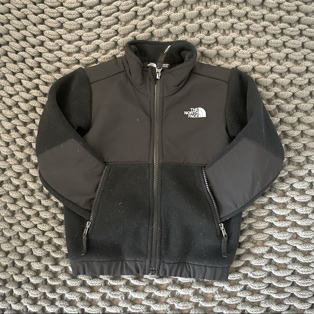 Get your lil one ready for Fall! North Face Denali used for one season.